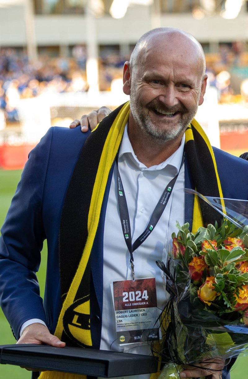 NYTTÅRSHILSEN: Robert Lauritsen, som i 2024 rundet 25 år som ansatt i LSK, er klar på hvordan klubben skal slå tilbake i 2025. Foto: Fredrik Tyskeberg