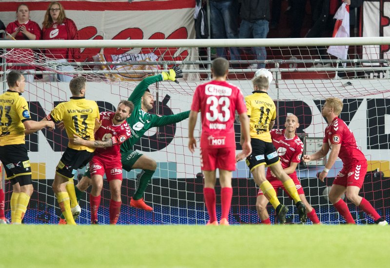 MATCHVINNER: Erling Knudtzon scorer det avgjørende målet mot Brann for åtte år siden. Foto: Marit Hommedal/NTB